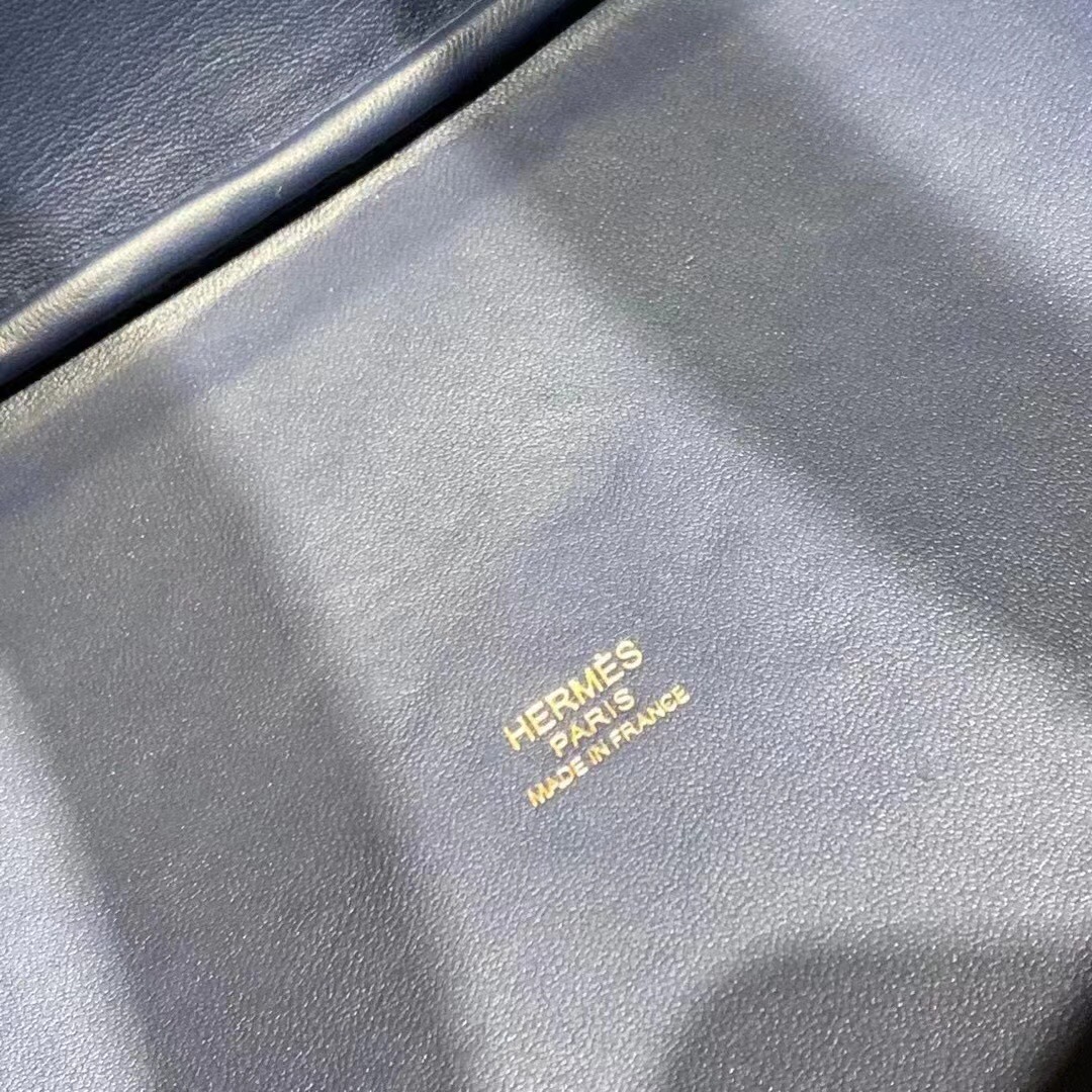 에르메스 피코탄 락18 사파이어블루 금장 타조가죽